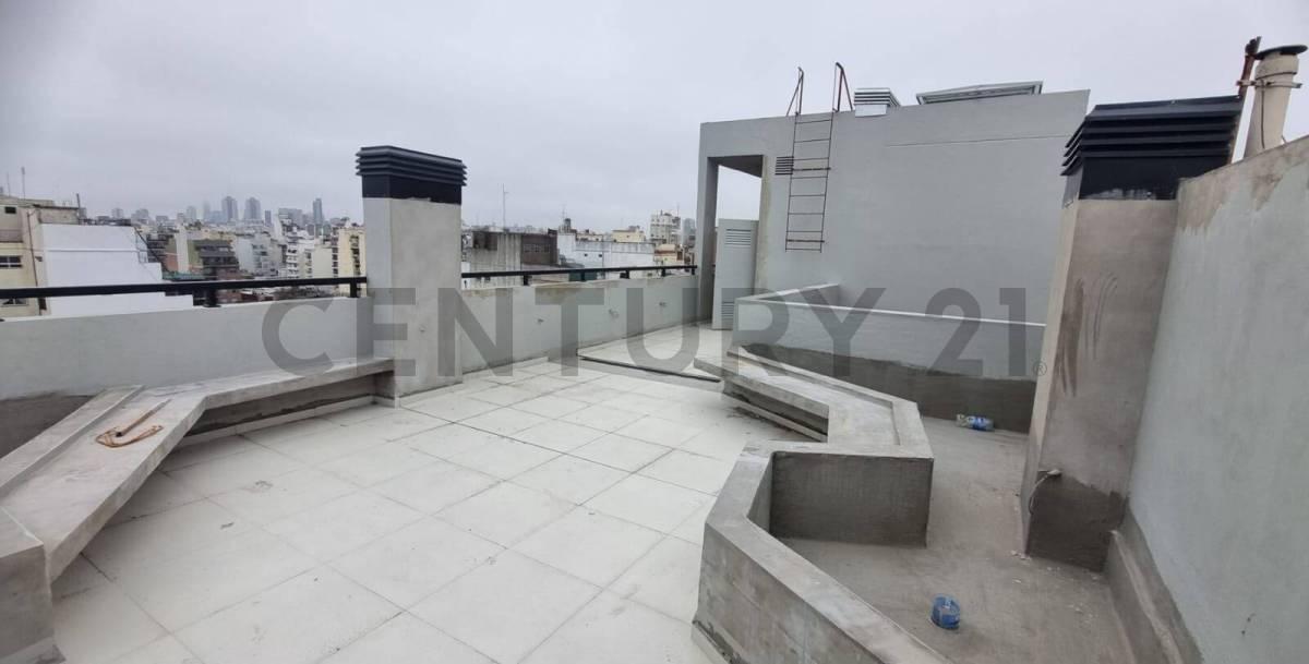 Foto de VENTA 3 AMBIENTES A ESTRENAR | 75 M² | 2 BAÑOS | SUITE | GREEN ROOF TOP, imagen 3