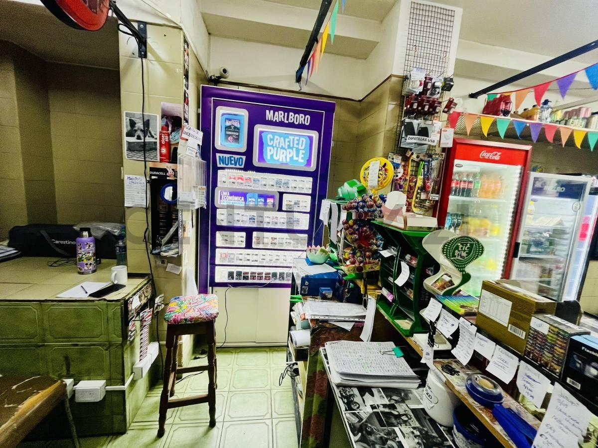 Foto de LOCAL COMERCIAL EN VENTA VILLA URQUIZA, imagen 3