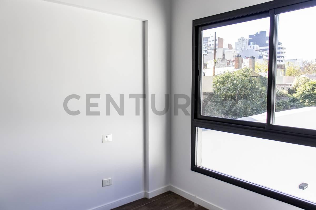 Foto de VENTA DEPARTAMENTO 5 AMBIENTES EN FLORES A ESTRENAR CON PATIO BALCON Y, imagen 2