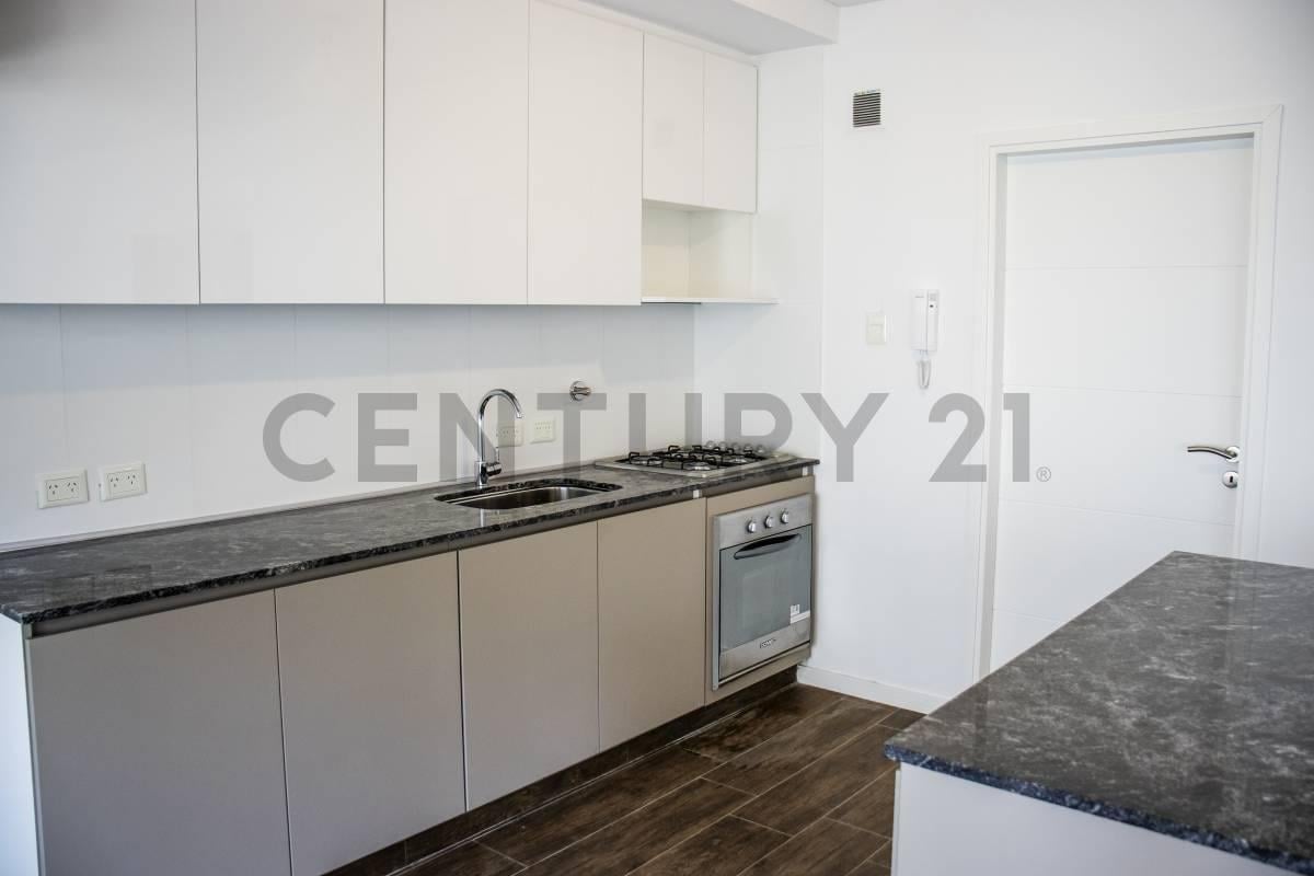 Foto de VENTA DEPARTAMENTO 5 AMBIENTES EN FLORES A ESTRENAR CON PATIO BALCON Y, imagen 3