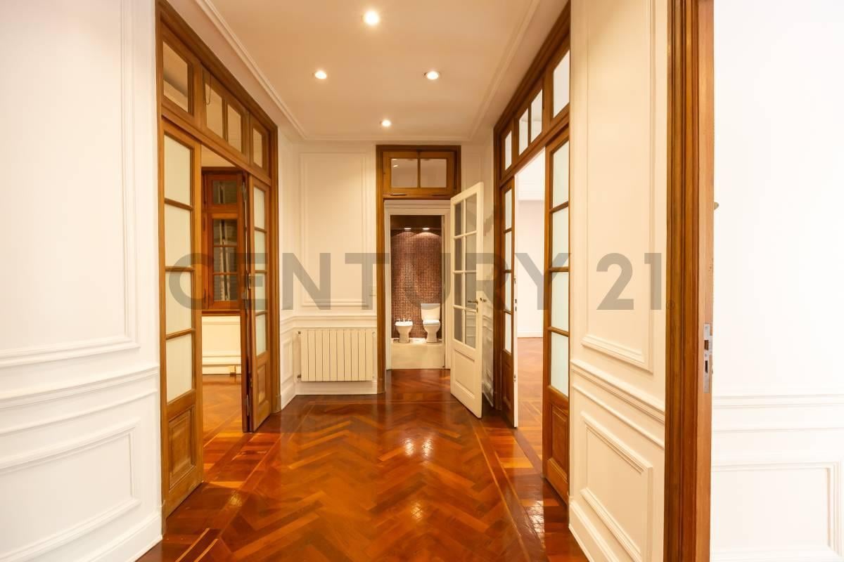 Foto de VENTA PISO 6 AMBIENTES PARA VIVIENDA Y OFICINA EN RECOLETA ÚNICO EN, imagen 4