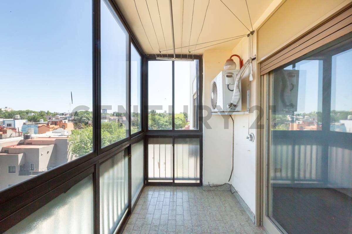 Foto de VENTA DE 3 AMBIENTES CON DEPENDENCIA Y BALCÓN EN FLORESTA, imagen 3