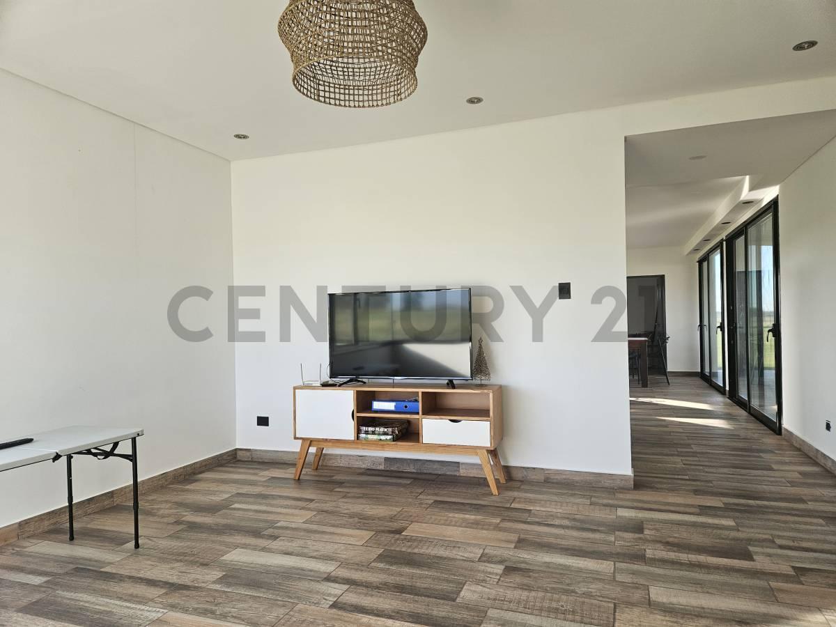 Foto de Venta Casa de 4 amb en Estancia Las Malvinas, Brandsen, imagen 5