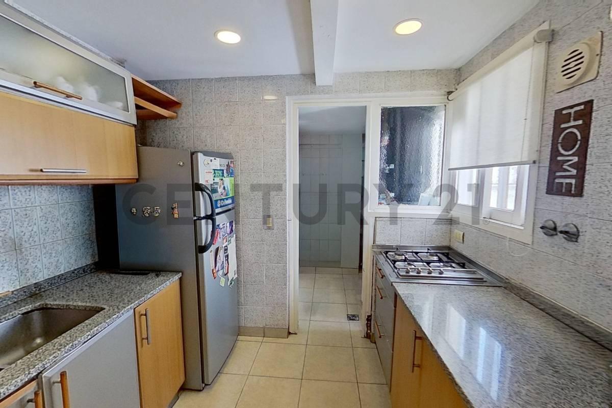 Foto de Venta 4 Ambientes c/dep + cochera en Villa Crespo, imagen 2