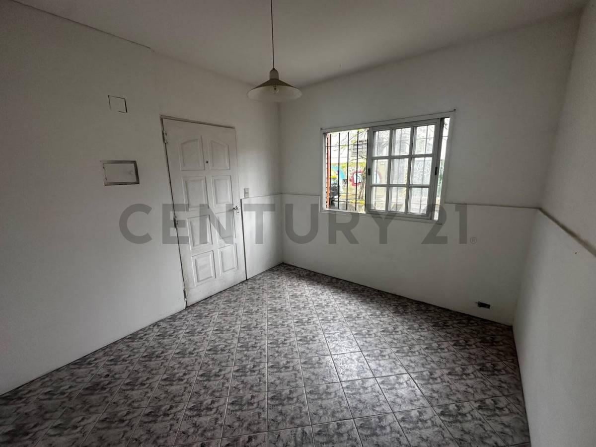 Foto de Venta de PH de dos Ambientes En Ramos Mejia, imagen 1