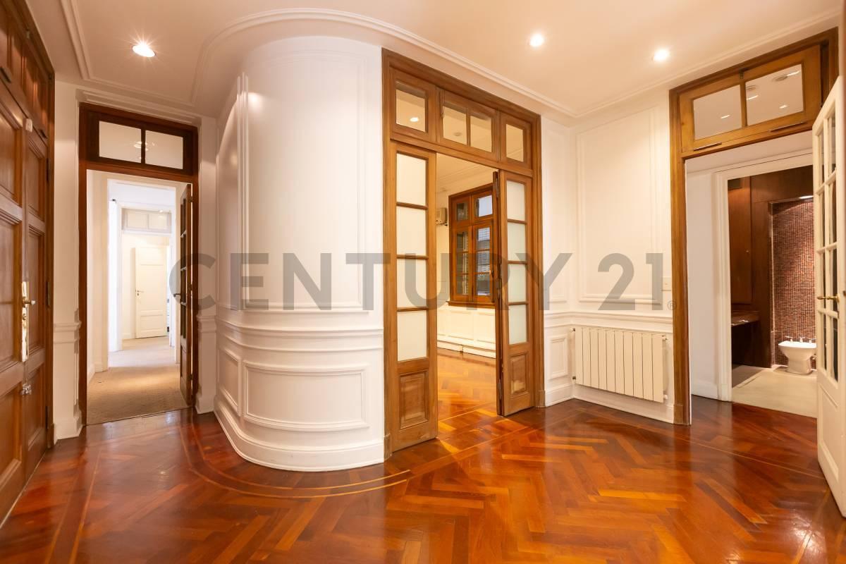 Foto de VENTA PISO ÚNICO EN EDIFICIO EMBLEMÁTICO 6 AMBIENTES PARA OFICINA Y/O, imagen 1