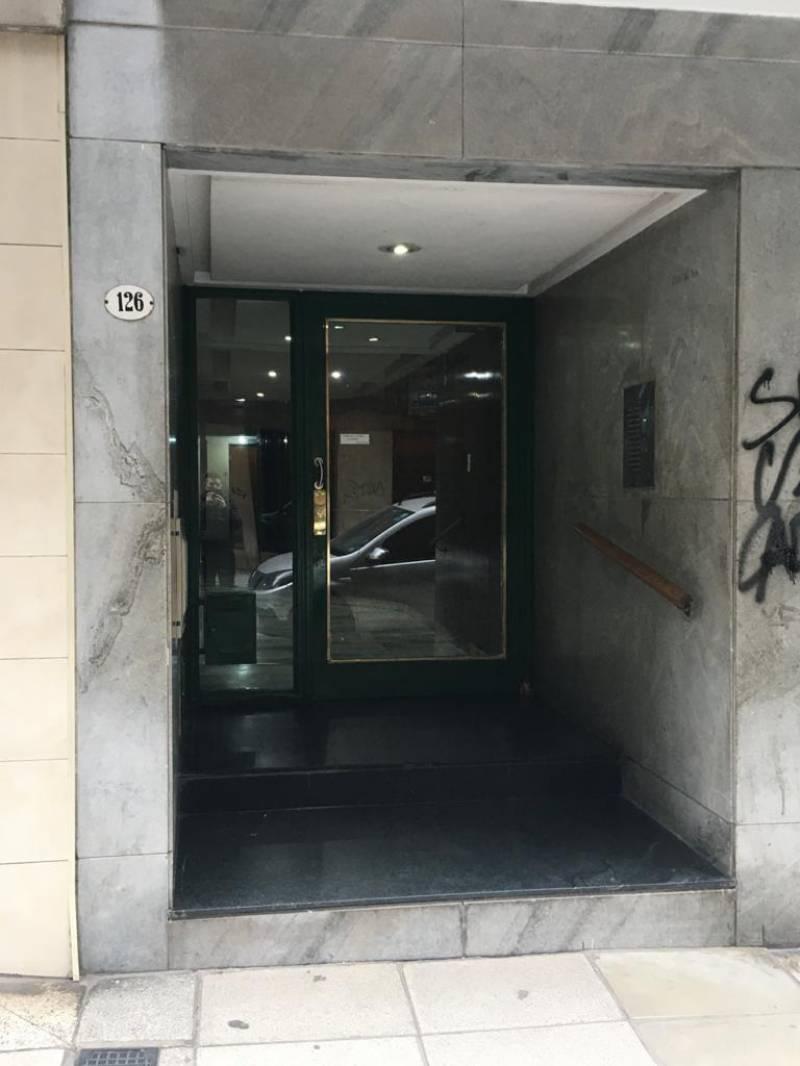 3 Ambientes en Alquiler con Balcón - Super Luminoso 4