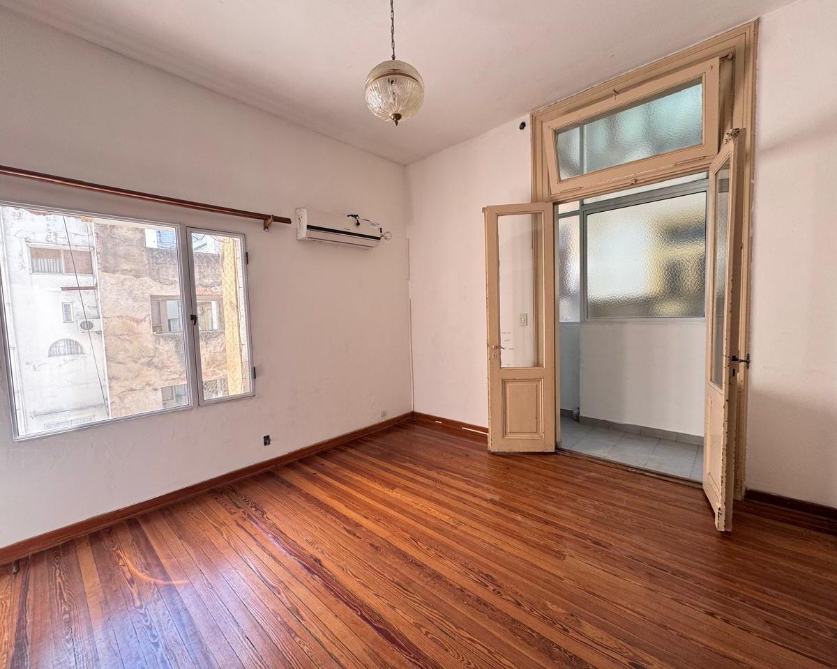 Foto de Pintoresco Depto - Venta Zona Montserrat, imagen 2