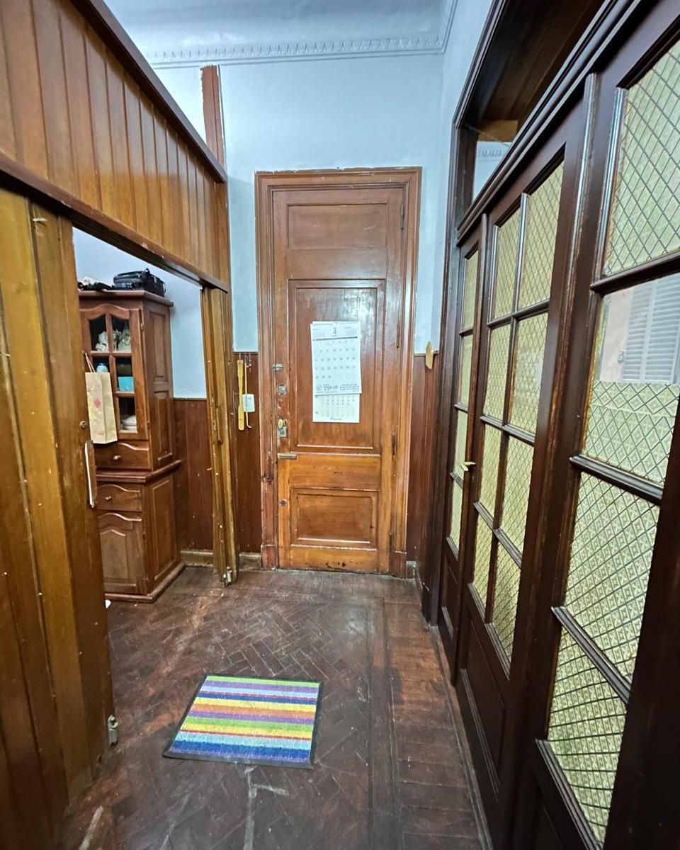 Semi Piso en Venta - Once 3
