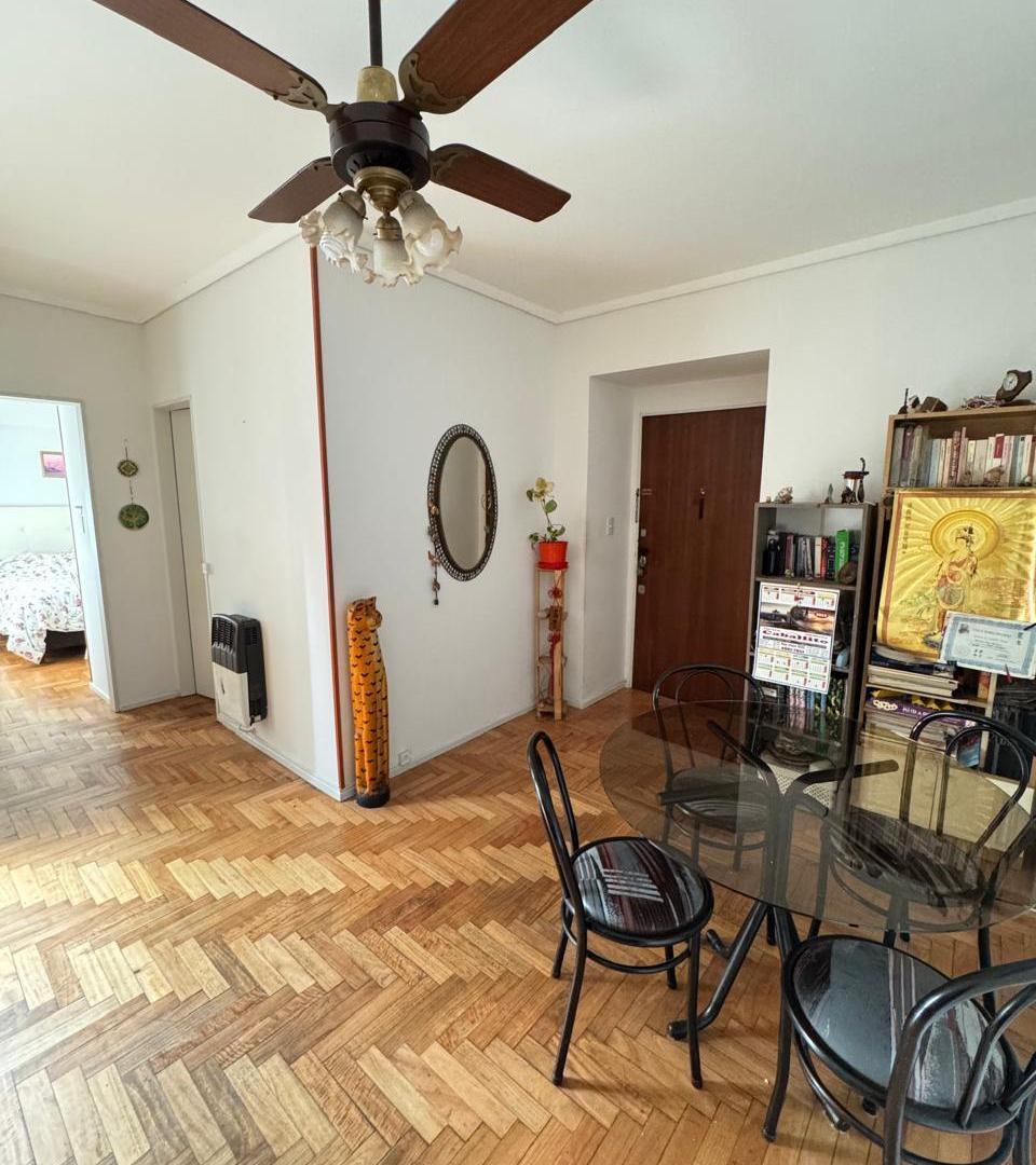 Depto. 2 amb. en VENTA-Caballito
