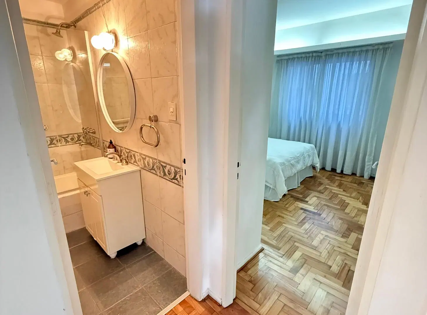Dpto 4 Ambientes en Venta c/ balcón - Parque Centenario 8