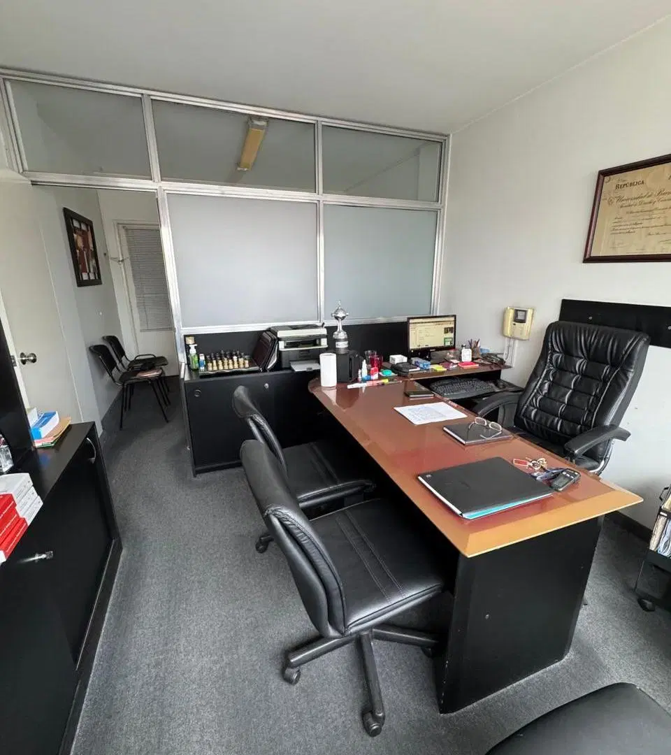 Oficina en Venta - Tribunales 3
