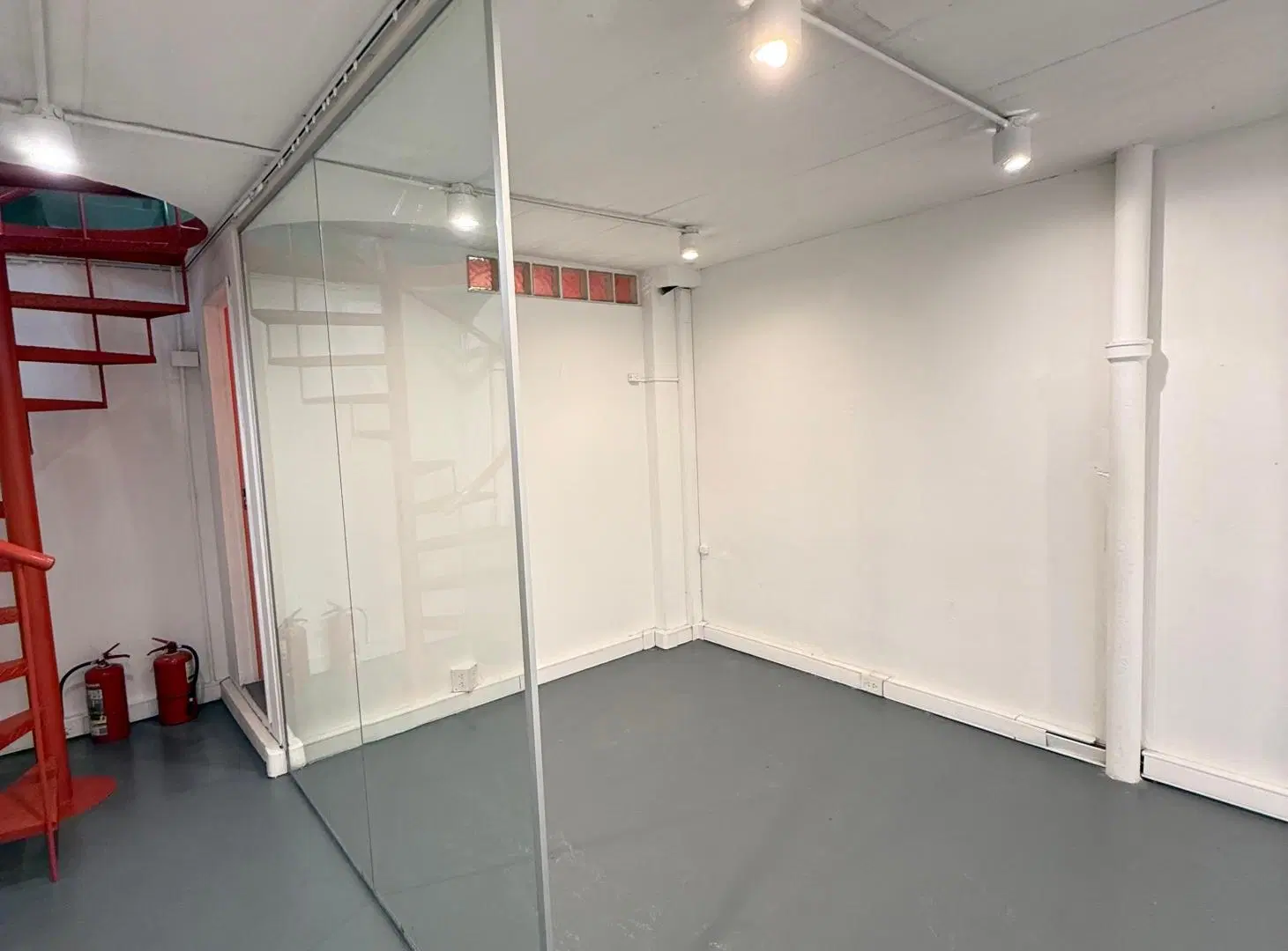 Loft Comercial en Alquiler - Núñez 5