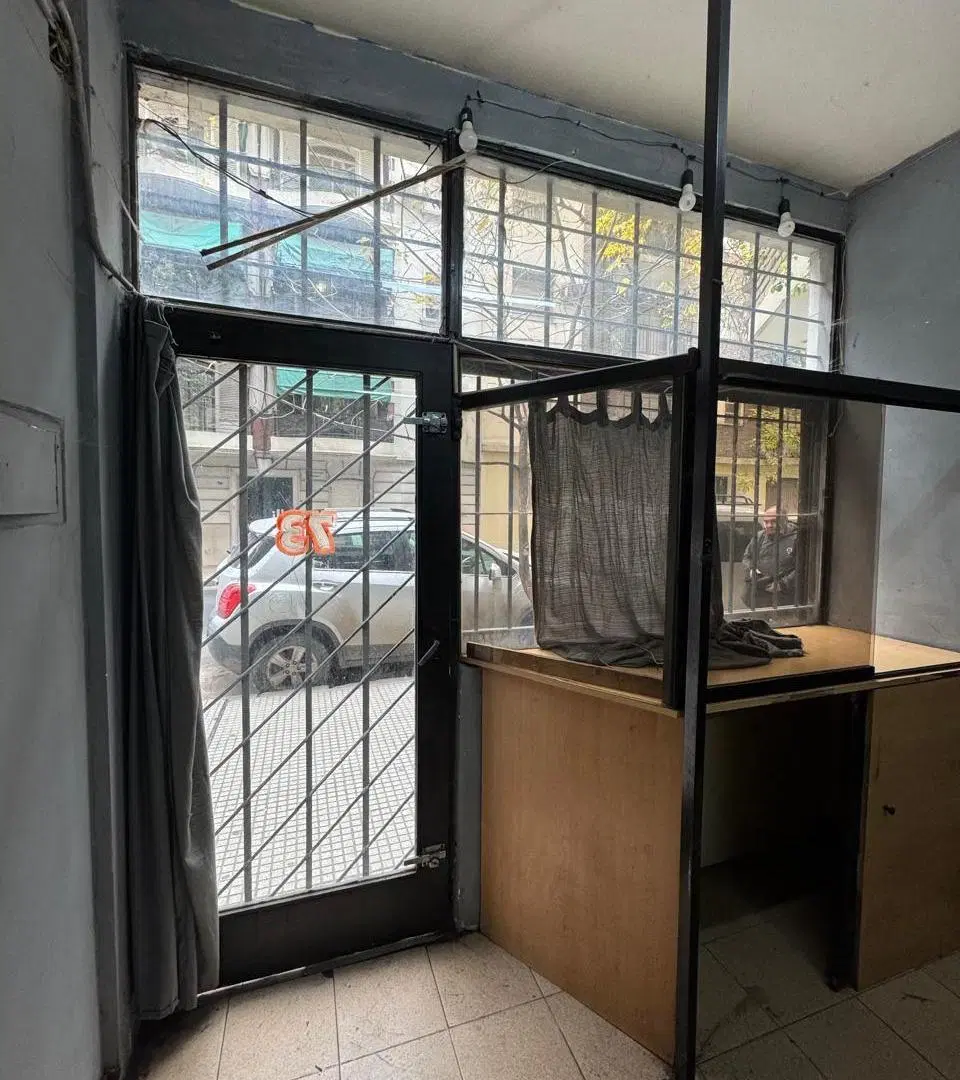 Local Comercial en Alquiler - Almagro 2