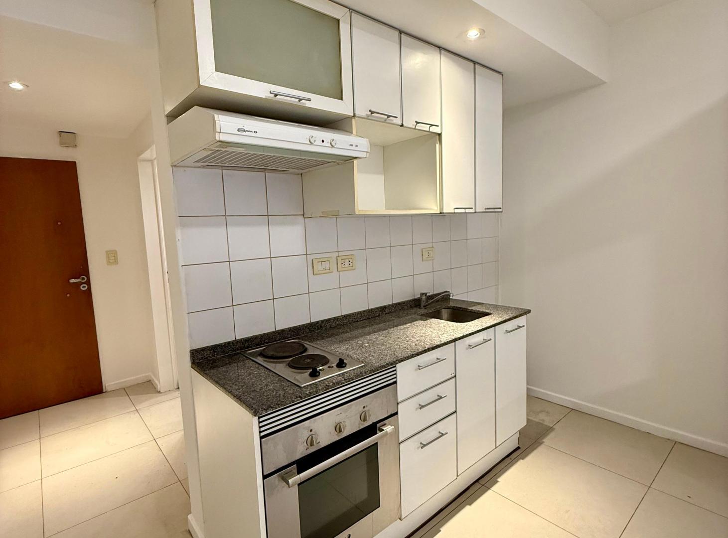 Foto de Monoambiente c/ Balcón y Piscina en Alquiler - San Cristobal, imagen 1