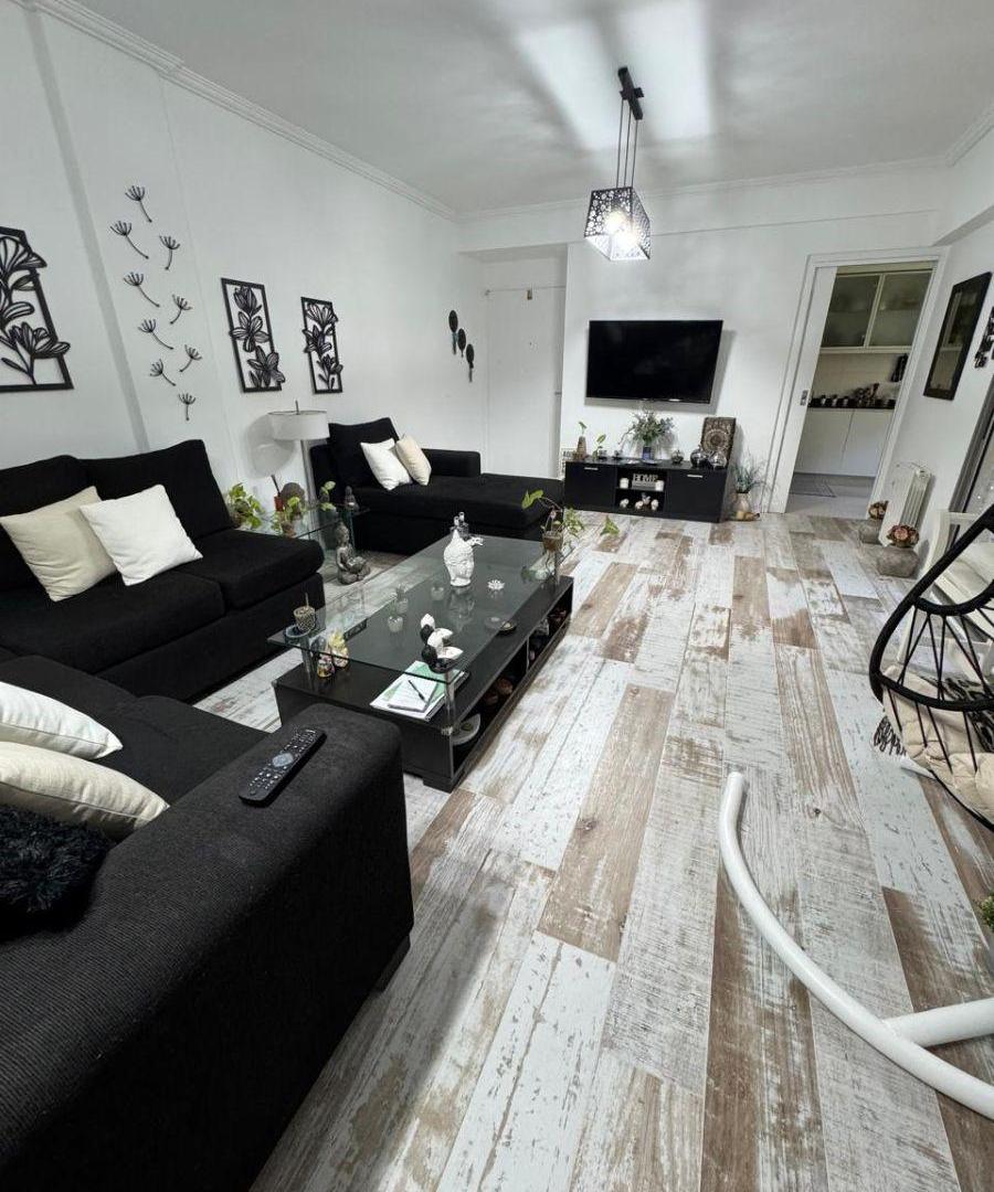 Foto de Increíble Dpto 4 Ambientes C/ 2 Cocheras en Venta - Villa Devoto, imagen 3