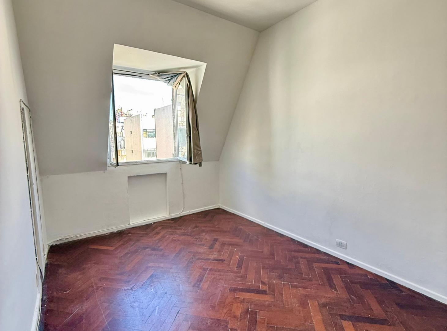 Foto de Monoambiente con Excelente Vista en Alquiler - Balvanera, imagen 2