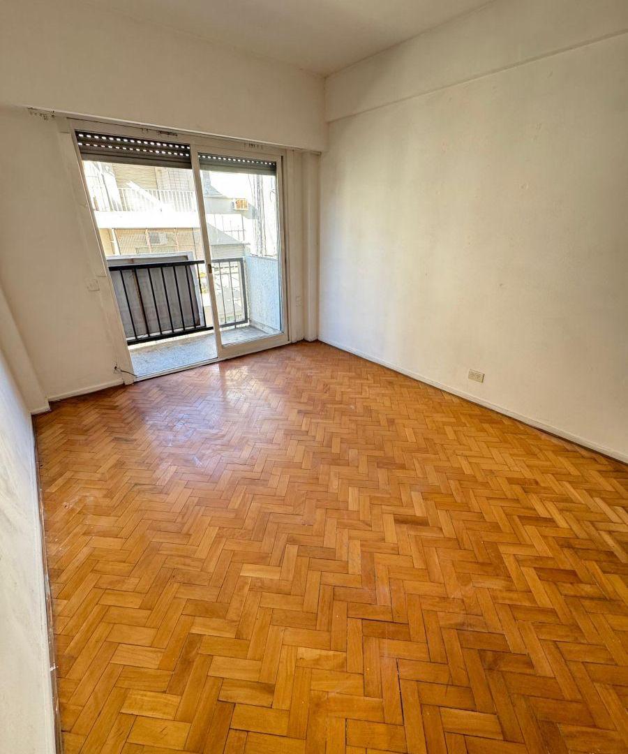 Foto de Dpto 3 Ambientes C/balcón en Venta - Monserrat, imagen 2