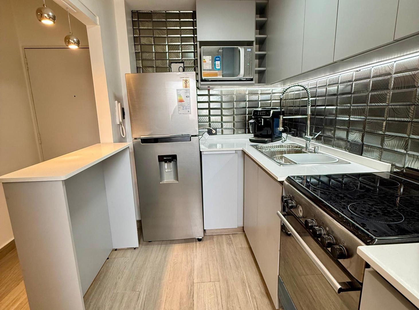 Foto de Hermoso Dpto 2 Ambientes en Venta - Villa Urquiza, imagen 2