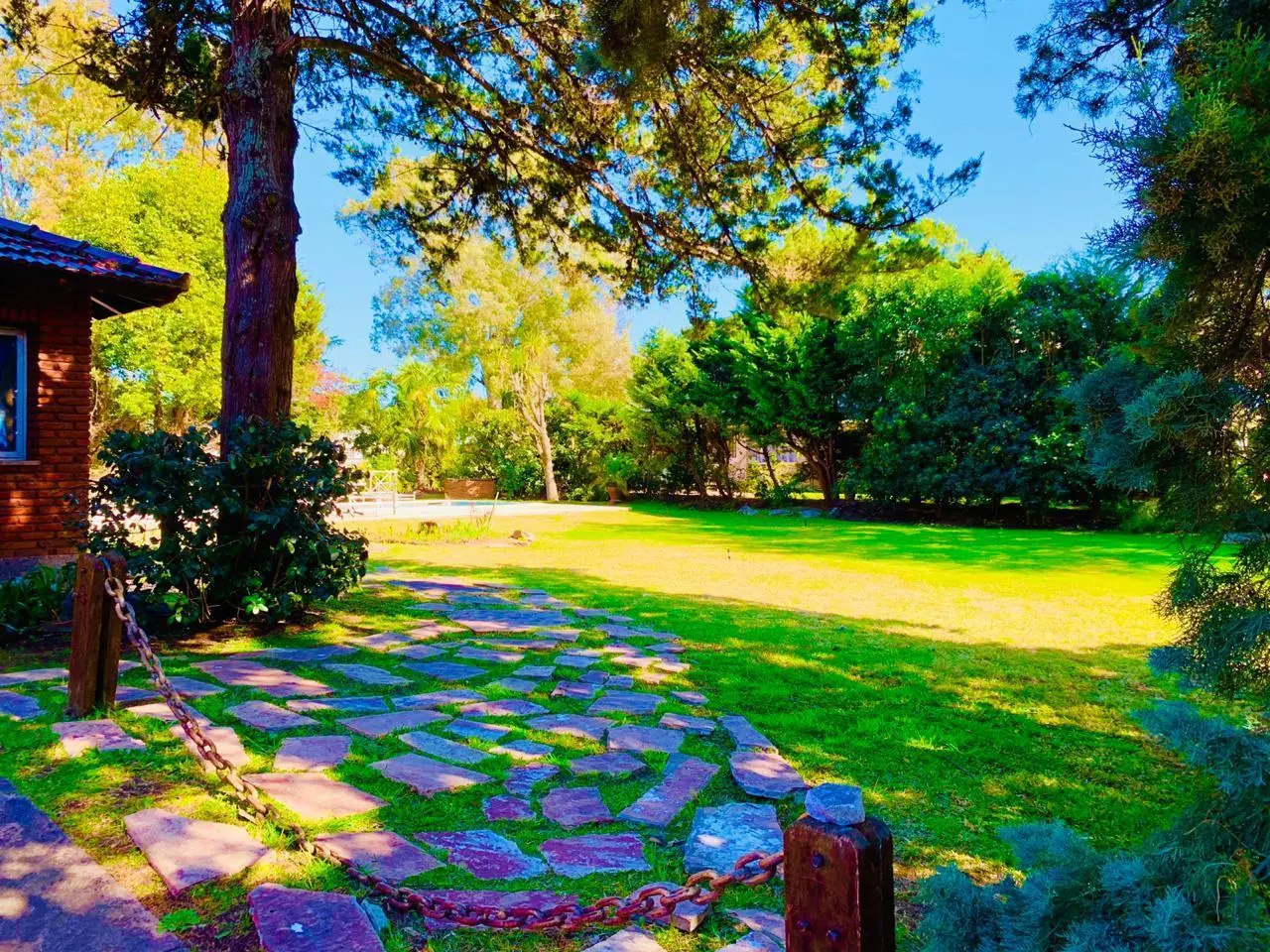 CASA. 650MTS, LOTE 1750, EN COUNTRY. Opcion venta de 3 o 2 lotes , ZONA PILAR. APTO BLANQUEO 4