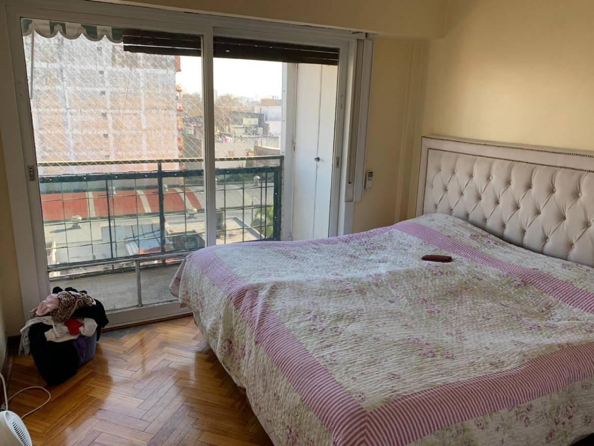 Departamento en Venta Zona Flores 5