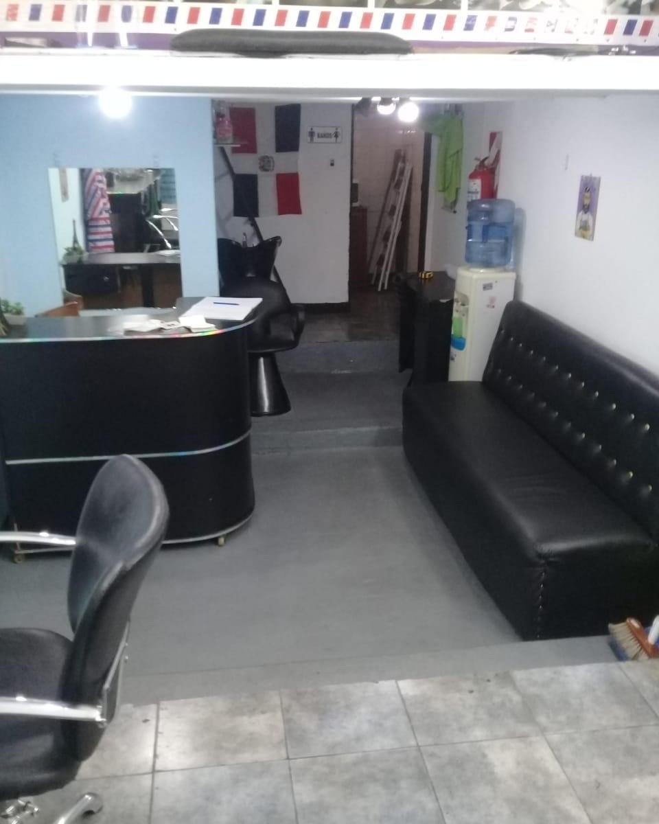 Foto de Local en Venta zona Flores planta baja ARTIGAS al 320!, imagen 5