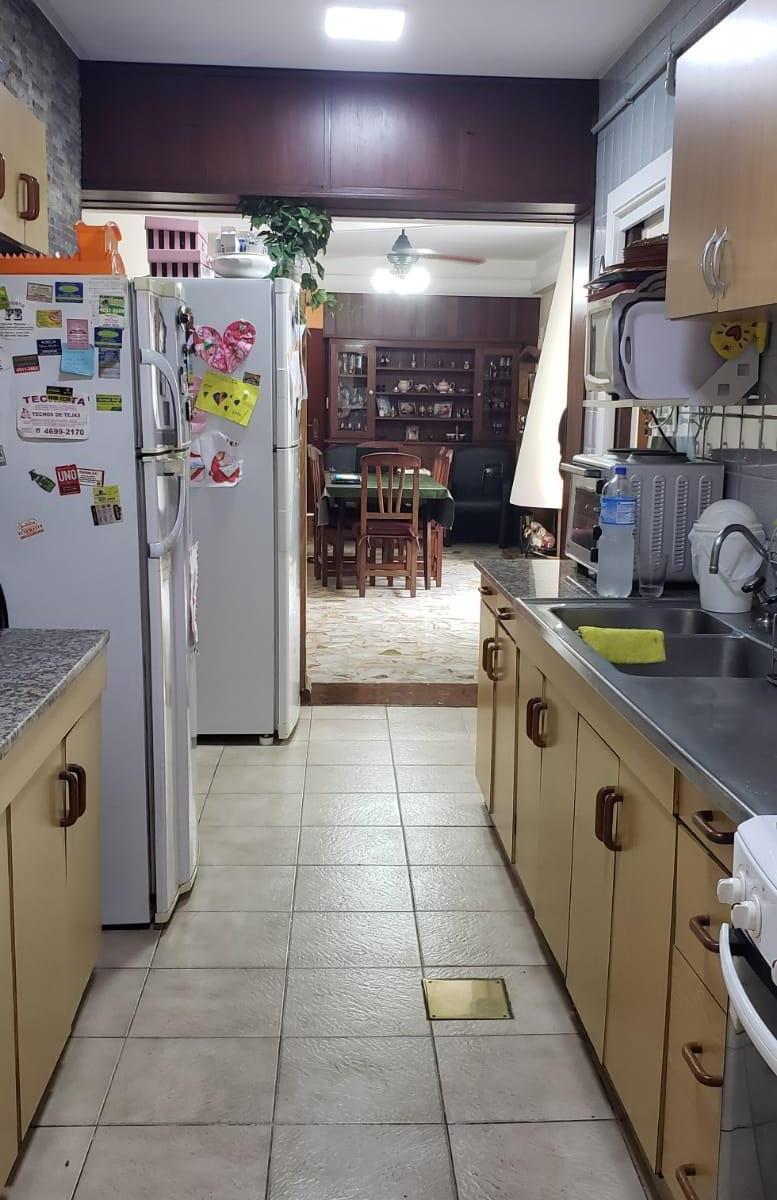 Departamento, Amplio, Luminoso, con 2 Patios 2
