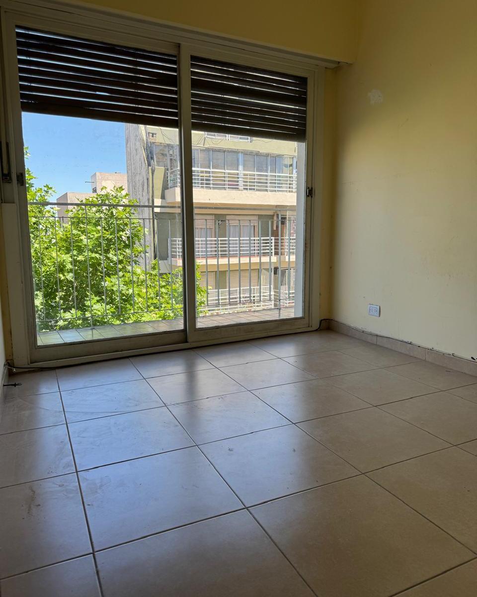 Departamento de 3 Ambientes a La Venta, Zona Flores! 5