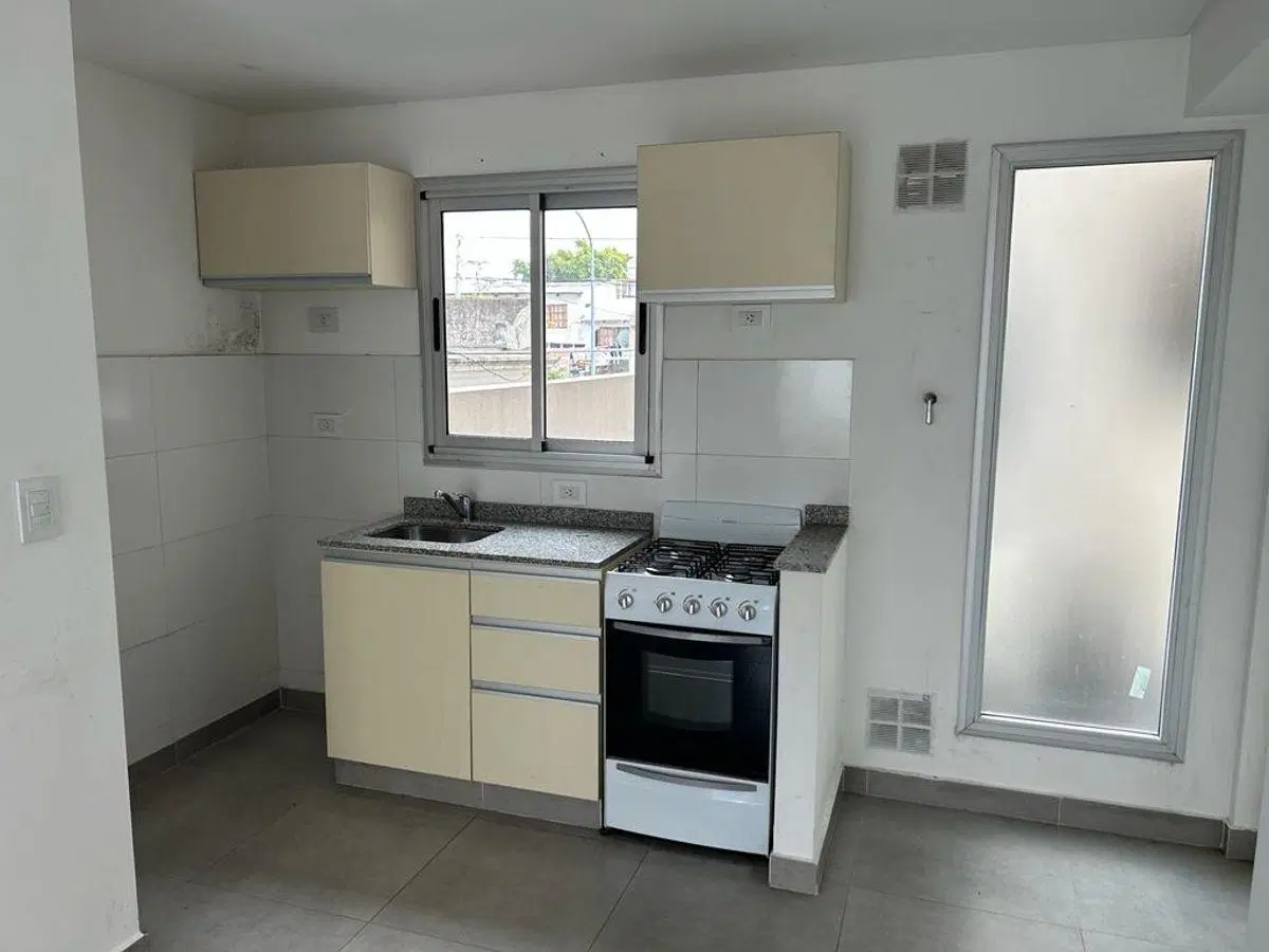 Departamento de 31 m² en Alquiler, Villa Luro 5