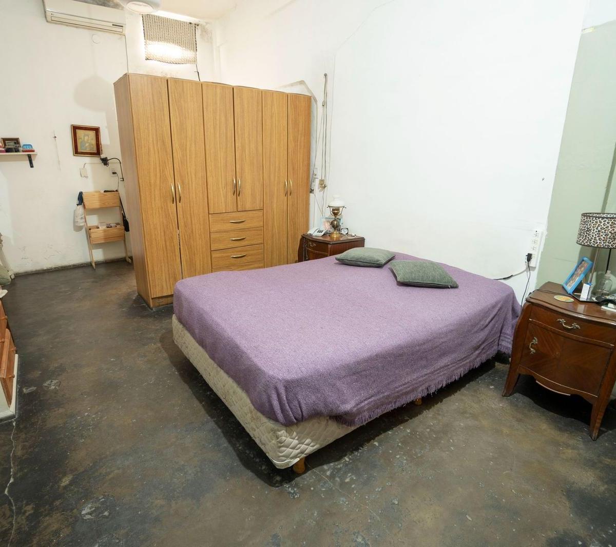 Venta Lote 10x29 con 2 Locales y Garage Pasante 1