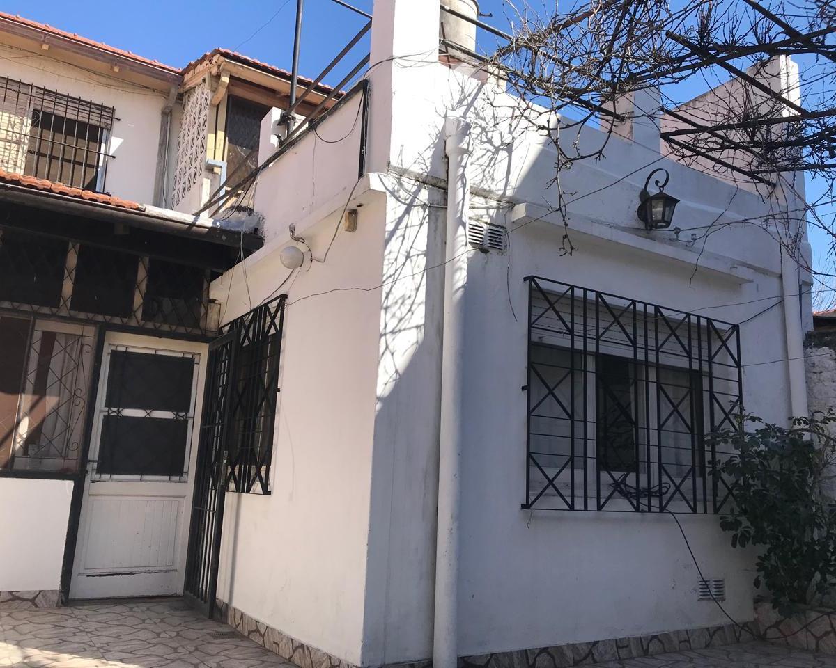 Propiedad Ideal Para 2 Familias. Zona de Múltiples Accesos 5