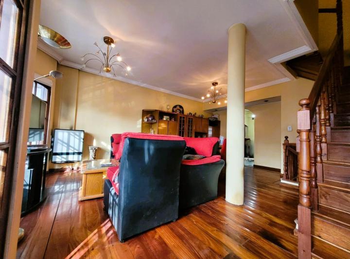 Casa en  PARQUE PATRICIOS 2