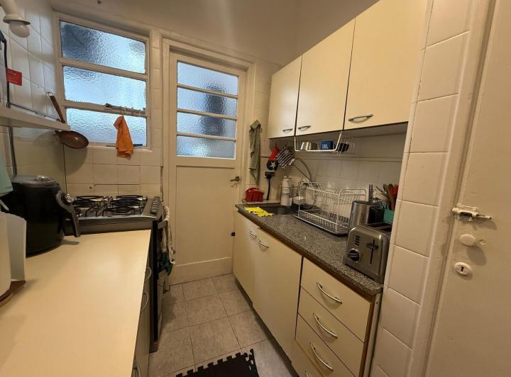 VENTA DEPARTAMENTO 3 AMBIENTES CON DEPENDENCIA Y 2 BALCONES 5