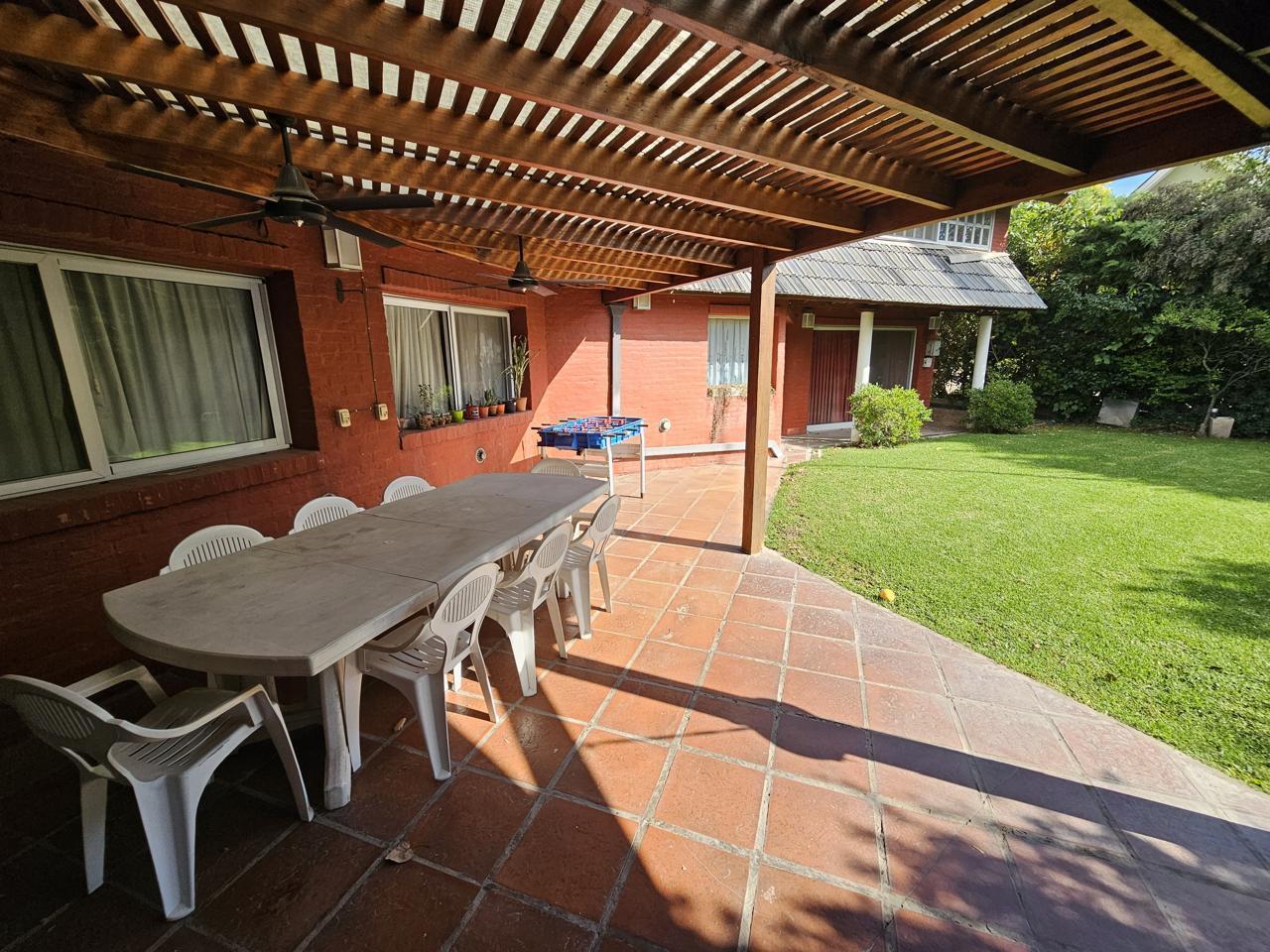 CASA en COUNTRY GOLF " MI REFUGIO" - CANNING.