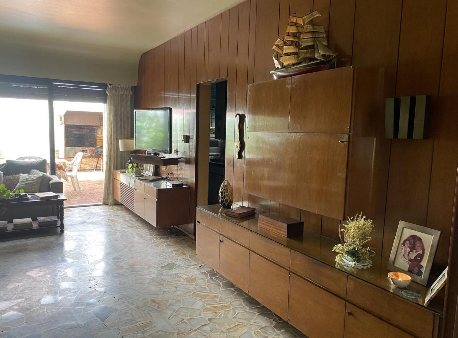 Venta Casa de 8 ambientes en Almagro