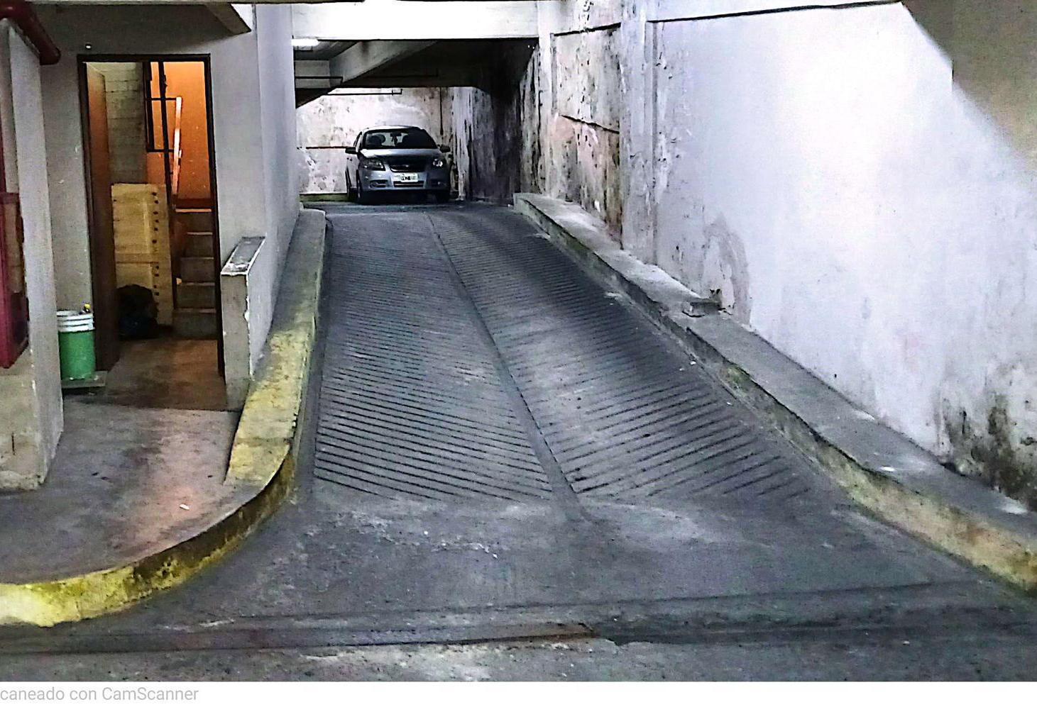 Cochera en Recoleta