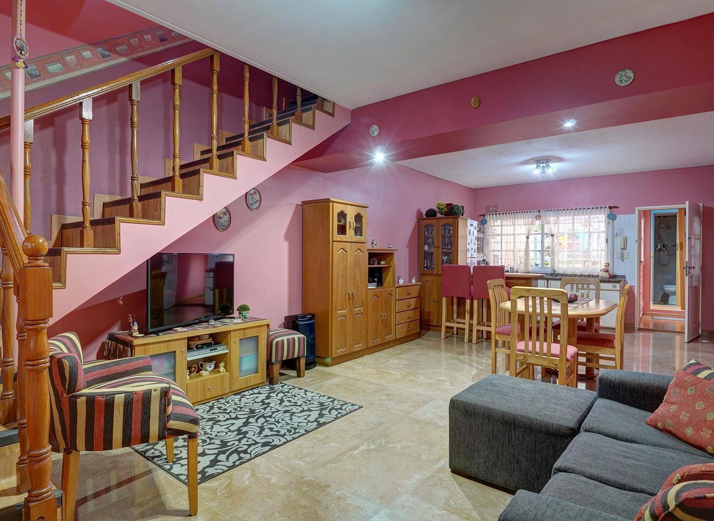 Venta PH 4 amb con patio Pompeya