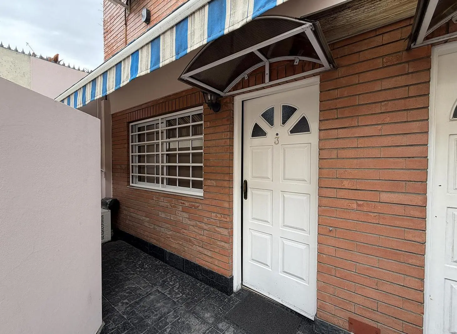 Venta PH 4 amb con patio Pompeya 2