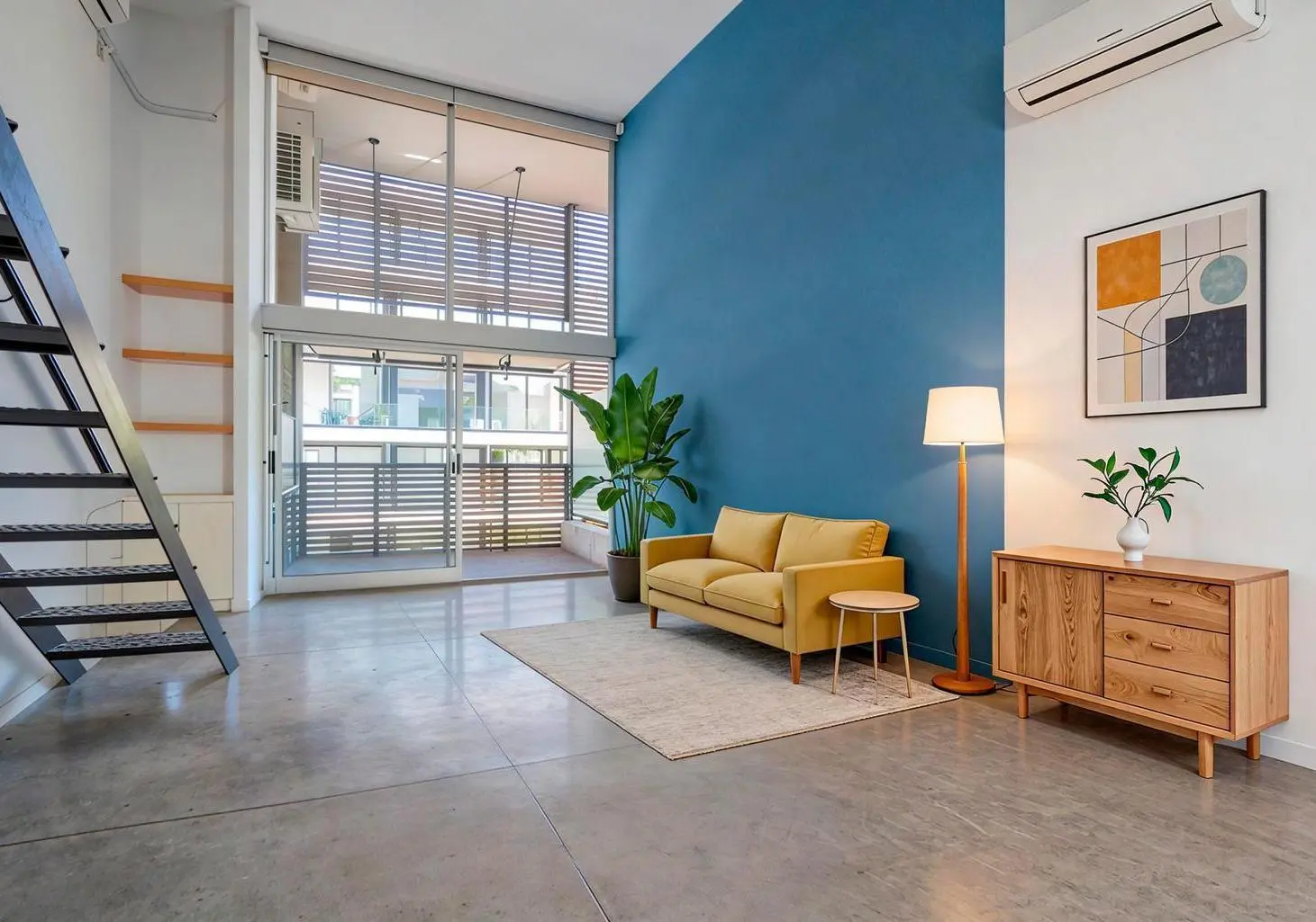 Espectacular duplex tipo loft super luminoso con balcon parrilla y cochera! 2