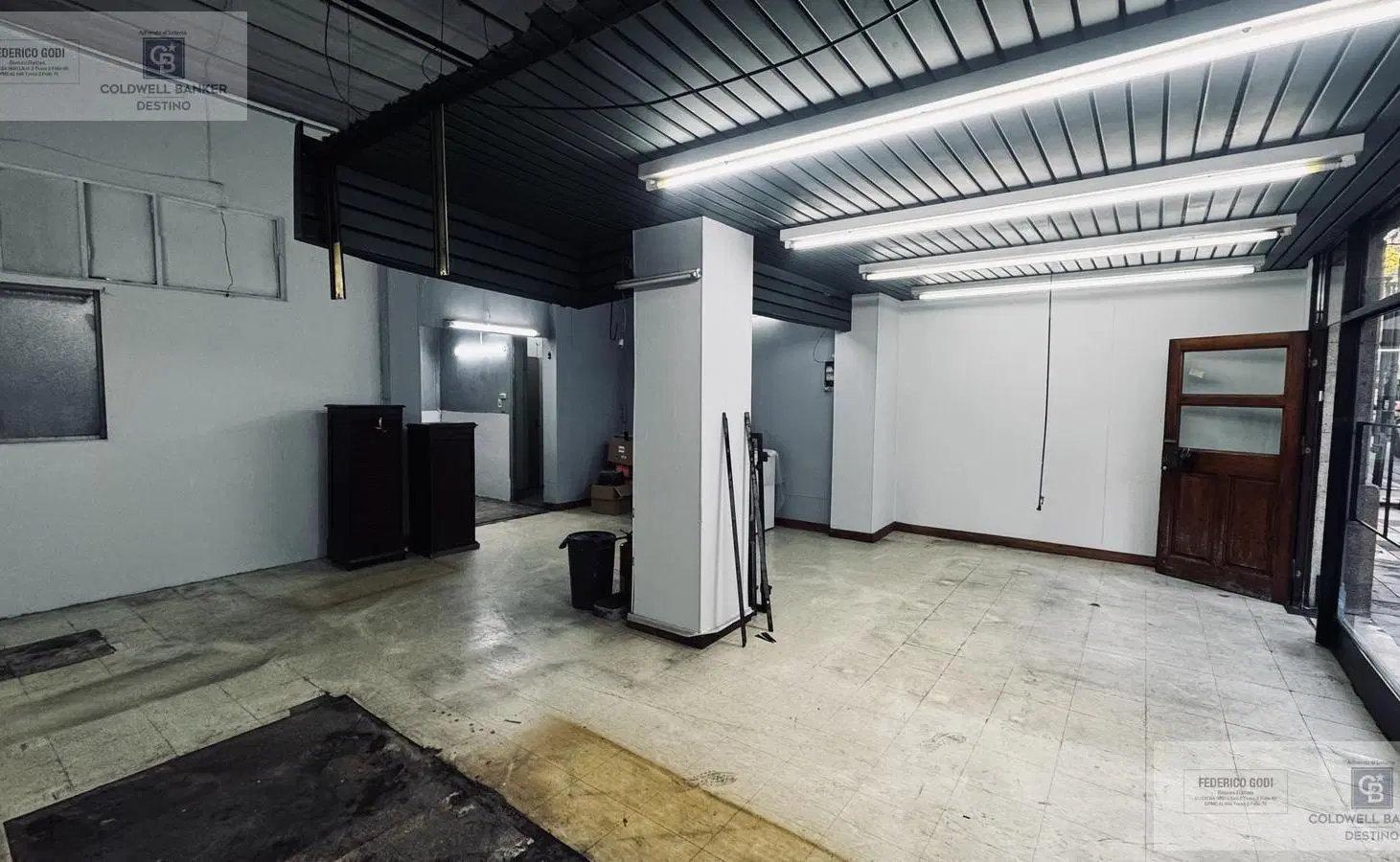 ALQUILER LOCAL COMERCIAL A LA CALLE EN BALVANERA 5