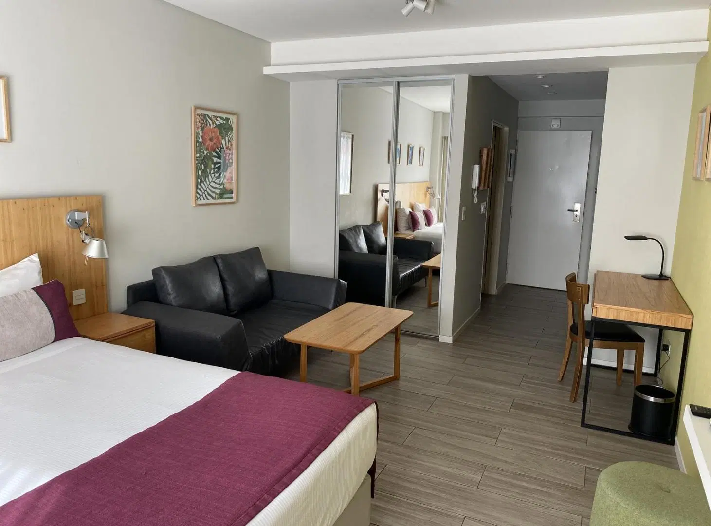 Departamento en Abasto 3