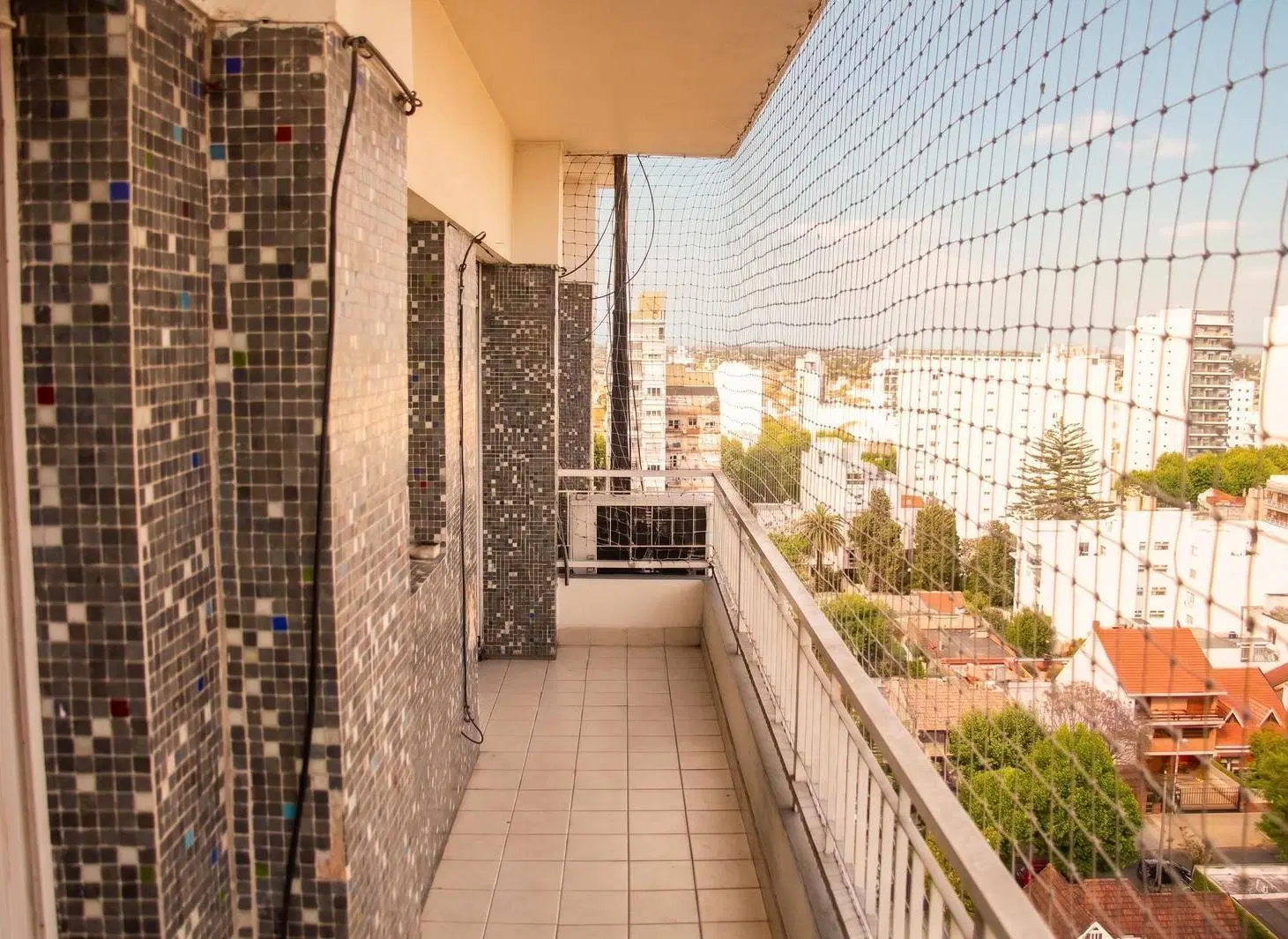 Departamento de tres ambientes en venta - Wilde 2