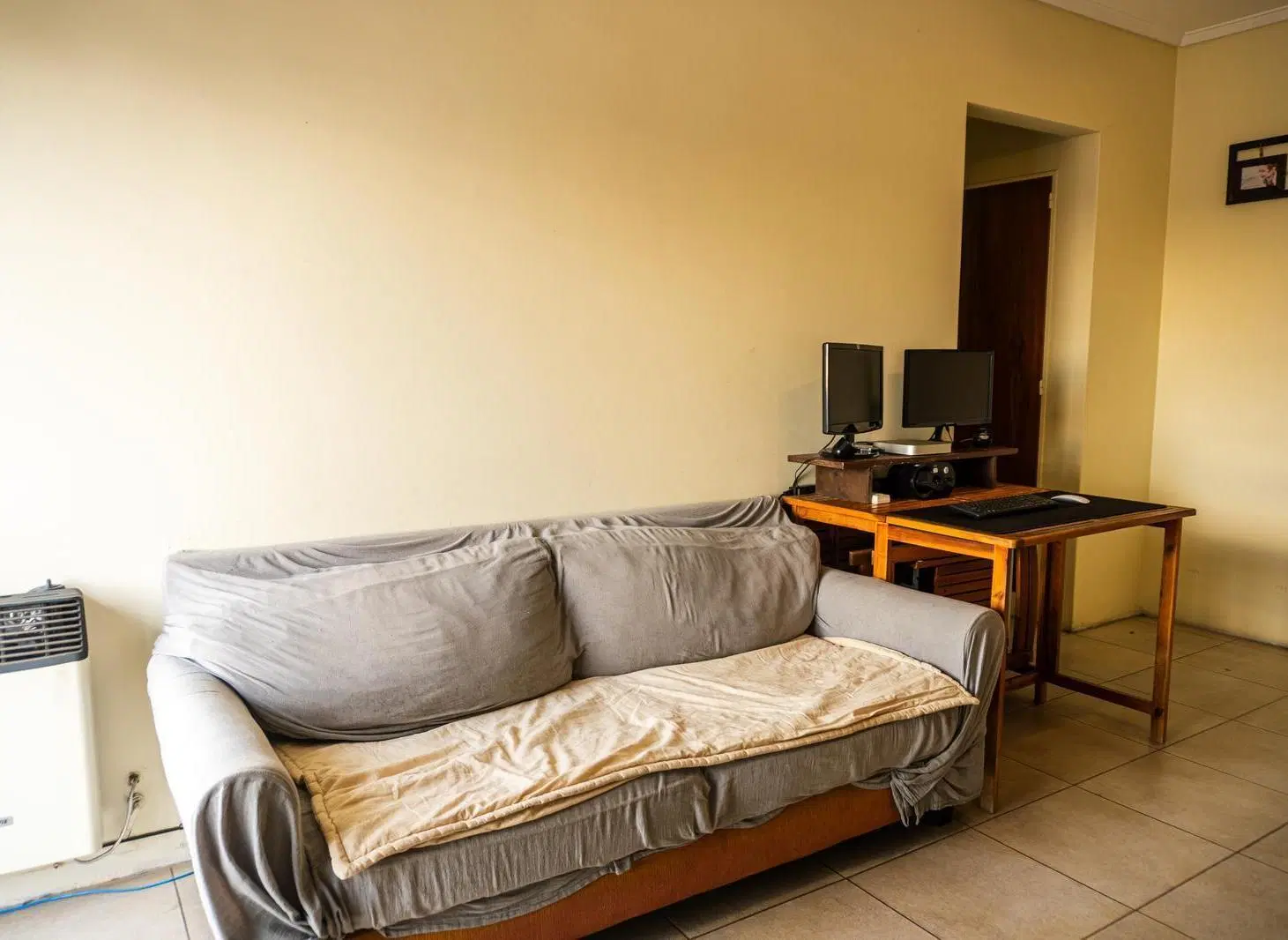 Departamento de tres ambientes en venta - Wilde 5