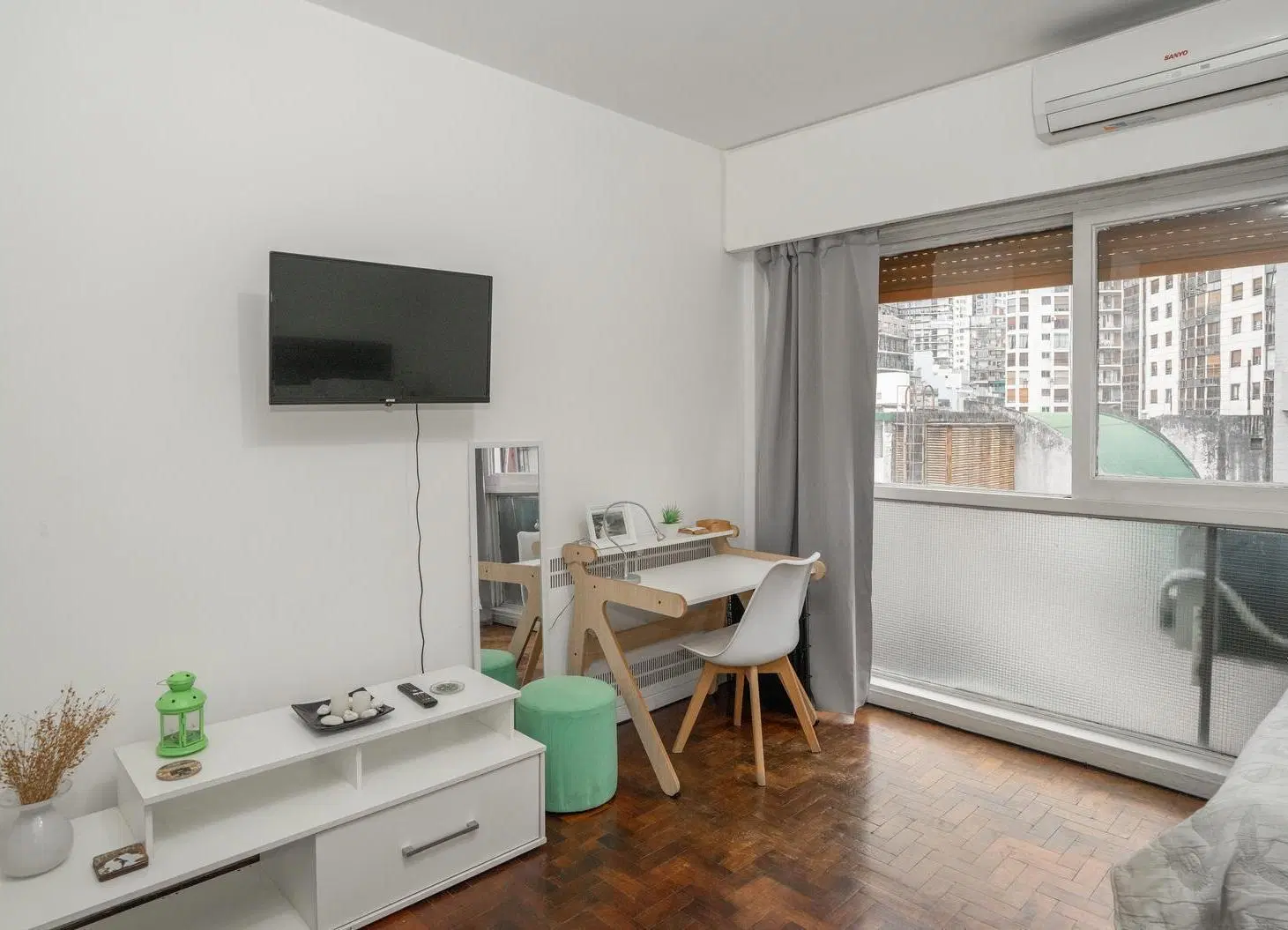 VENTA MONOAMBIENTE AL FRENTE EN RECOLETA 3