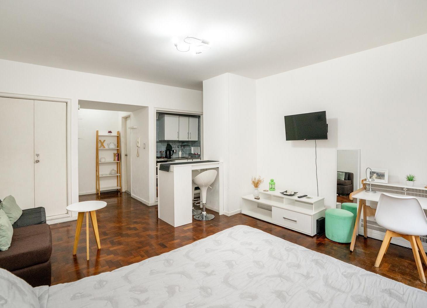 VENTA MONOAMBIENTE AL FRENTE EN RECOLETA