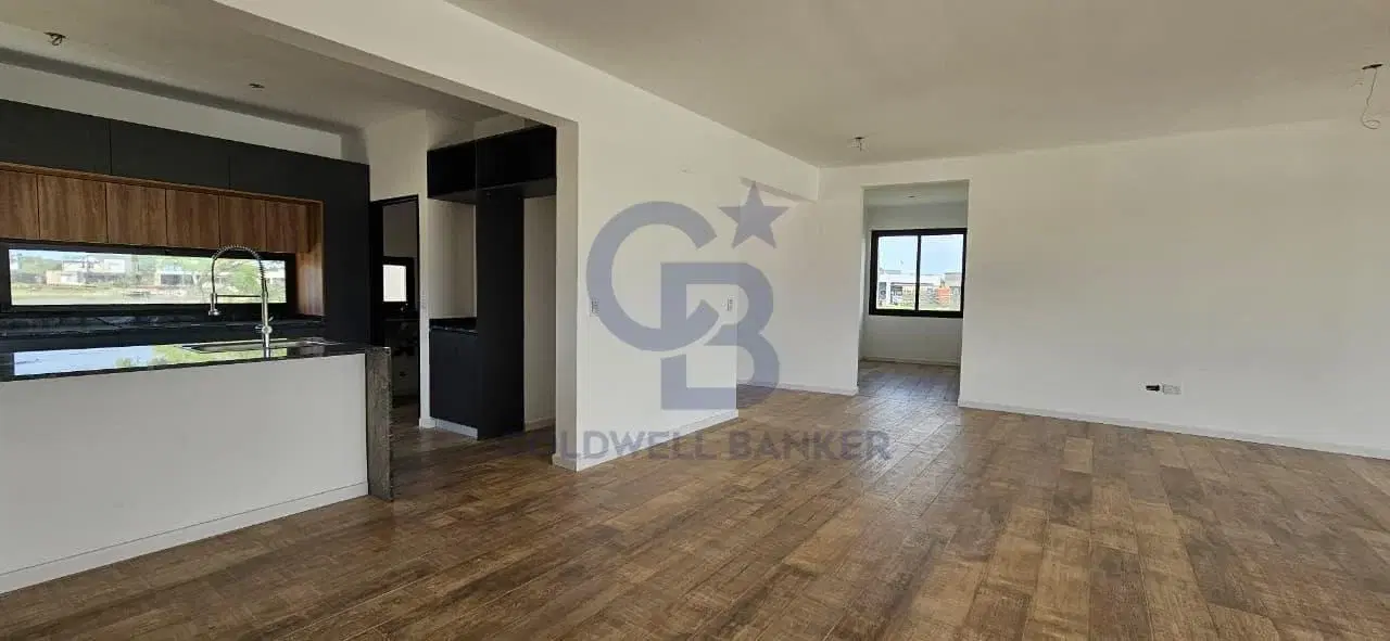CASA 4 AMB A ESTRENAR VENTA A LA LAGUNA   MUELLE   PISCINA ORIENTACION NORTE SAN SEBASTIAN AREA 11 5