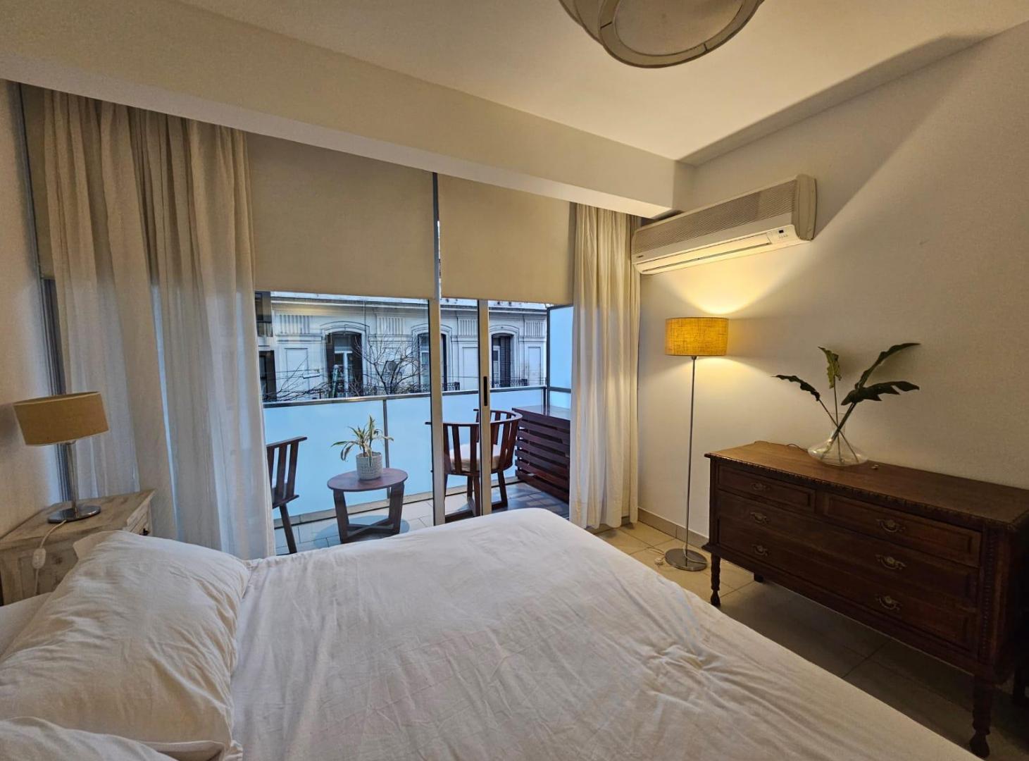 VENTA DPTO MONOAMBIENTE PALERMO AMOBLADO CON BALCON AL FRENTE. AMENITIES