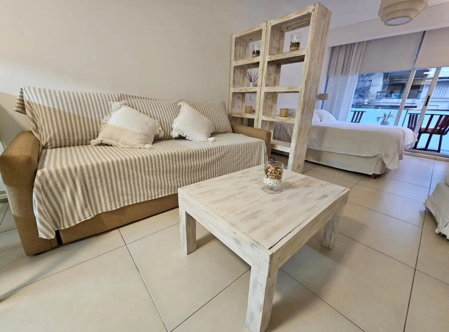 VENTA DPTO MONOAMBIENTE PALERMO AMOBLADO CON BALCON AL FRENTE. AMENITIES 4