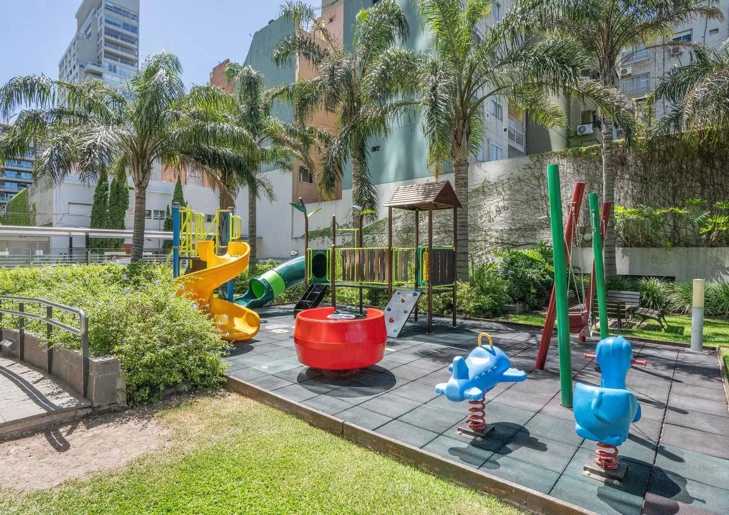 VENTA DPTO 4 AMB PREMIUM FULL AMENITIES CON 3 COCHERAS 3
