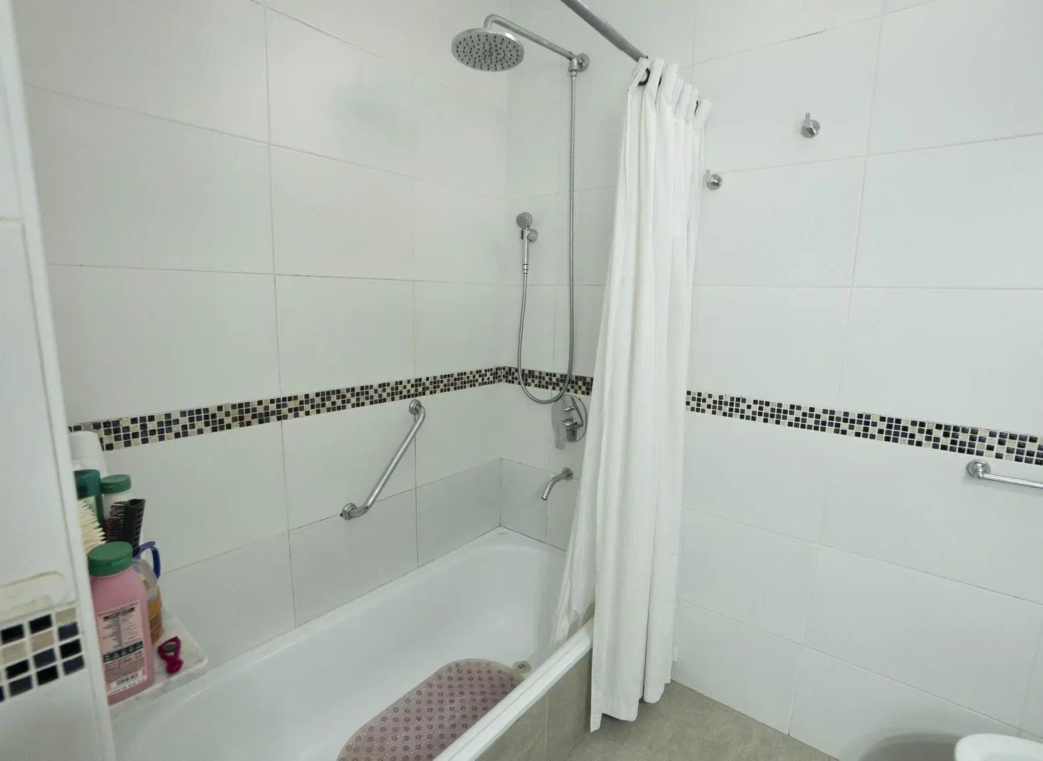 Excelente departamento 5 ambientes + dependencia Recoleta 3